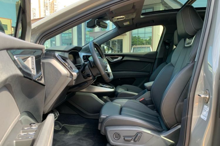 Used Audi Q4 e-tron 2023 40 e-tron Adventure Edition Interior 1