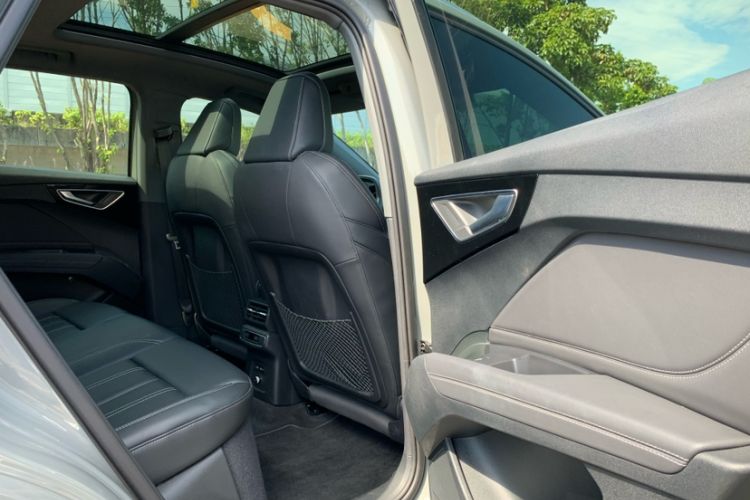 Used Audi Q4 e-tron 2023 40 e-tron Adventure Edition Interior 4