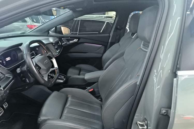Used Audi Q4 e-tron 2023 40 e-tron Boundary Edition Left Front Seat