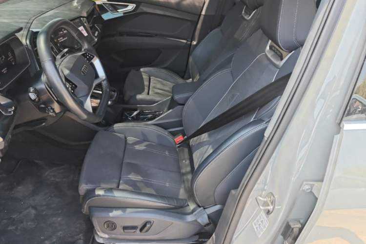 Used Audi Q4 e-tron 2023 50 e-tron quattro Visionary Edition Left Front Seat