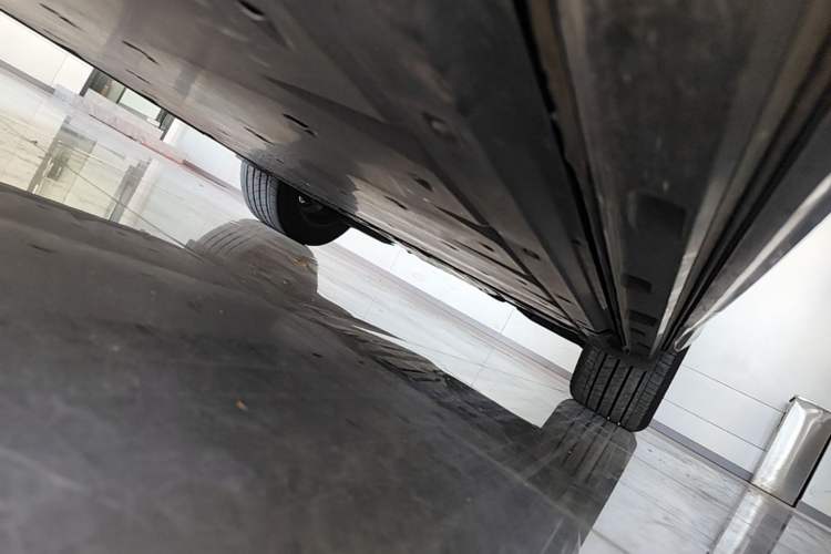Used Audi Q4 e-tron 2023 40 e-tron Adventure Edition Left Side Sill