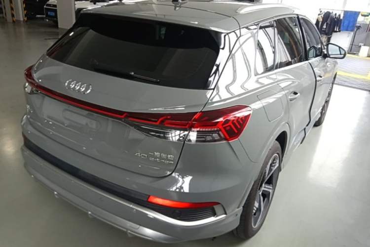 Used Audi Q4 e-tron 2023 40 e-tron Boundary Edition Rear Right 45 Deg