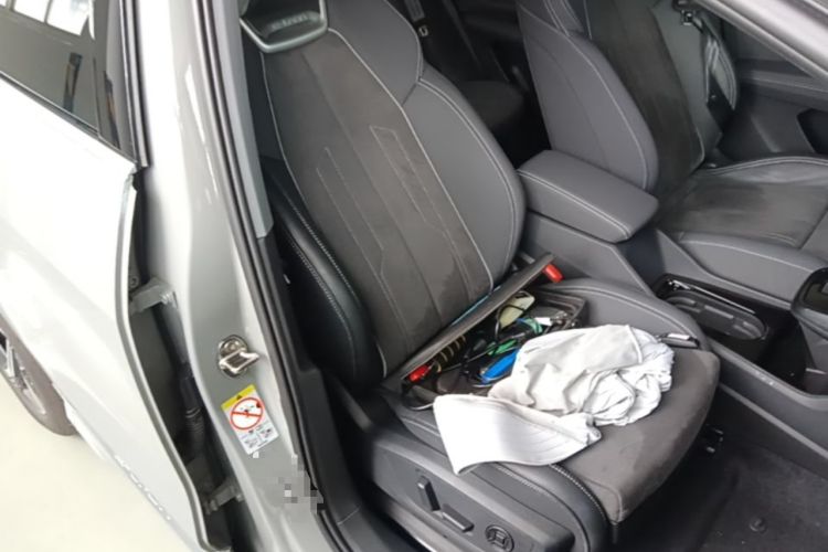 Used Audi Q4 e-tron 2023 40 e-tron Boundary Edition Right Front Seat