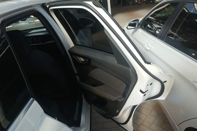 Used Audi Q4 e-tron 2023 40 e-tron Adventure Edition Right Rear Door Interior