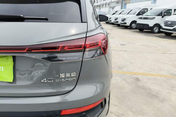 Used Audi Q4 e-tron 2023 40 e-tron Creation Edition Midnight Right Rear Taillight