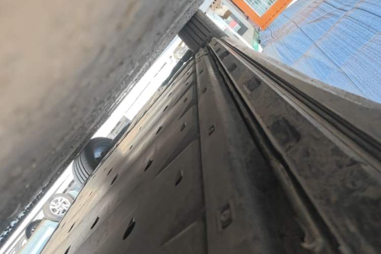 Used Audi Q4 e-tron 2023 50 e-tron quattro Visionary Edition Right Side Sill
