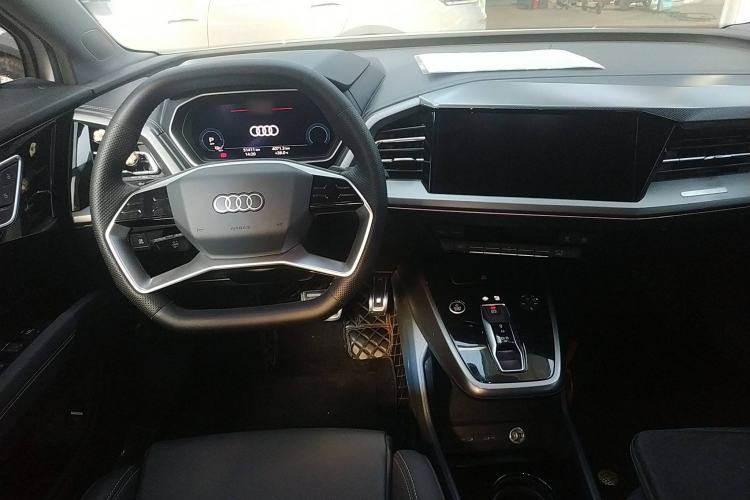 Used Audi Q4 e-tron 2023 40 e-tron Adventure Edition Steering Wheel