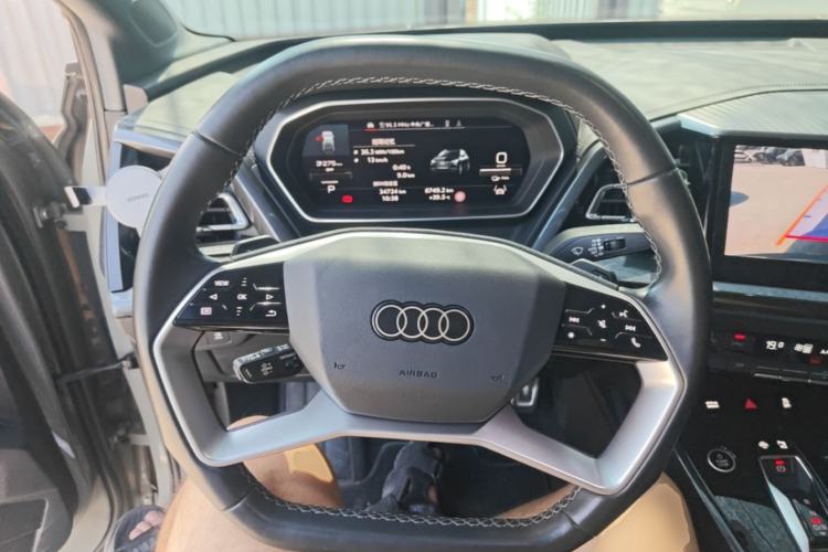 Used Audi Q4 e-tron 2023 50 e-tron quattro Visionary Edition Steering Wheel