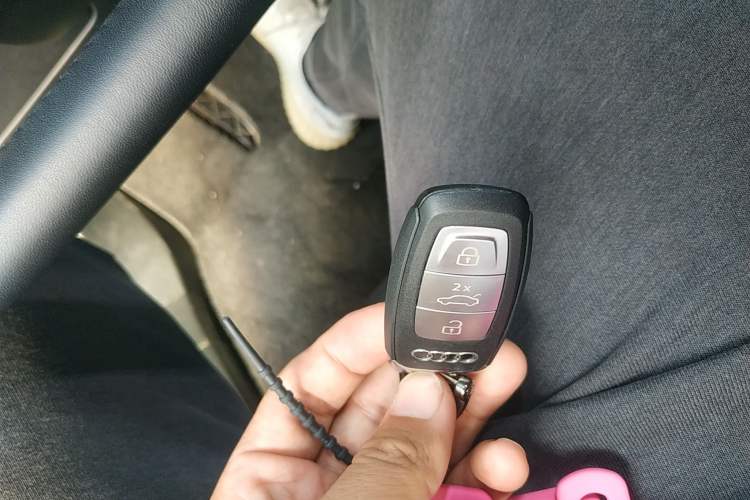 Used Audi Q4 e-tron 2023 40 e-tron Adventure Edition Vehicle Key