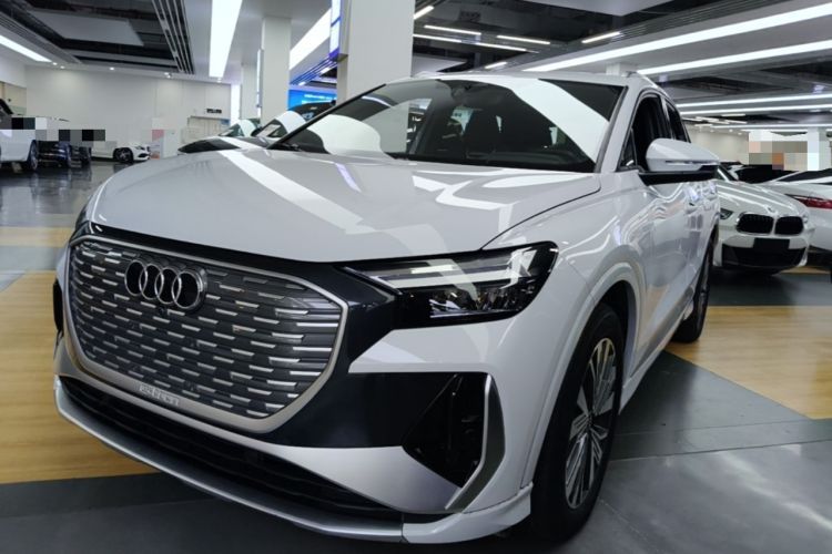 Used Audi Q4 e-tron 2023 40 e-tron Adventure Edition Guazi used car, China used car export, Used car for sale, Used  cars, Cheapest cars for sale