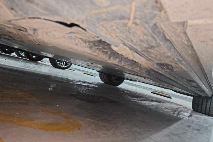 Used Audi Q4 e-tron 2023 40 e-tron Boundary Edition Chassis Front Left