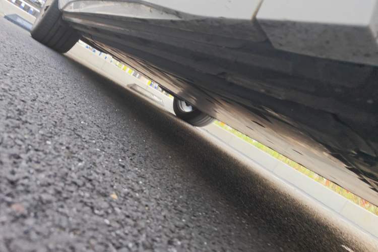 Used Audi Q4 e-tron 2023 40 e-tron Boundary Edition Chassis Front Right
