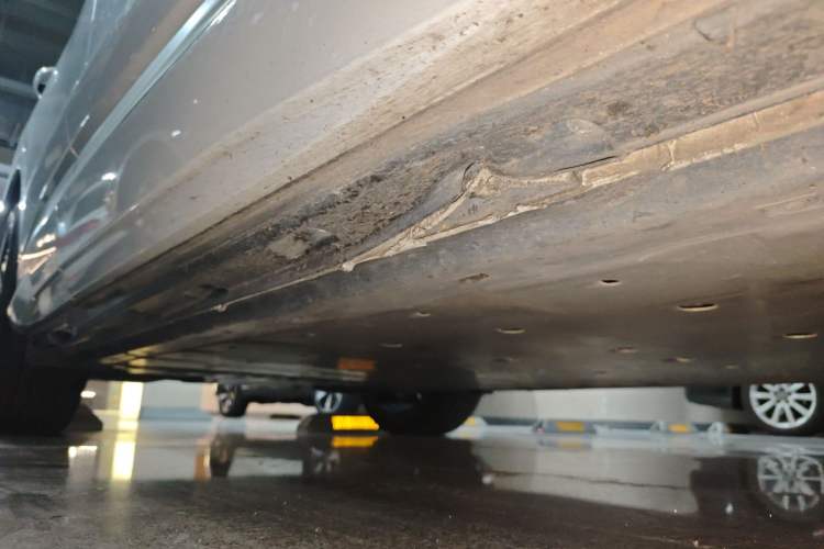 Used Audi Q4 e-tron 2023 40 e-tron Boundary Edition Chassis Front Right
