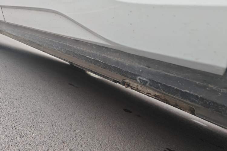 Used Audi Q4 e-tron 2023 40 e-tron Adventure Edition Chassis Rear Left