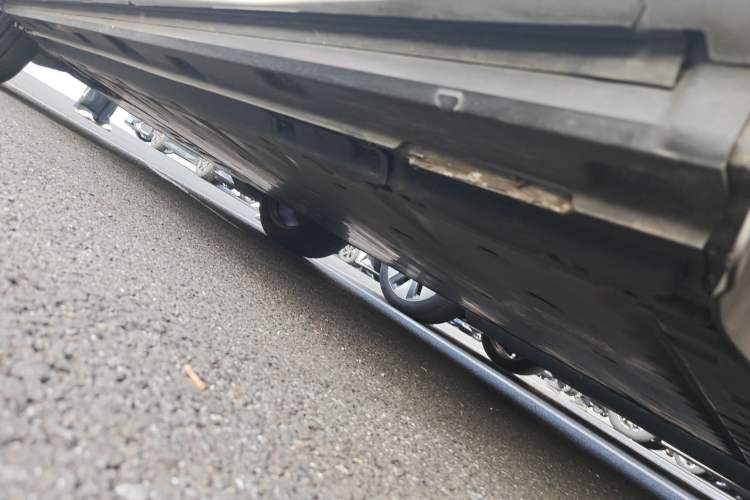 Used Audi Q4 e-tron 2023 40 e-tron Boundary Edition Chassis Rear Left