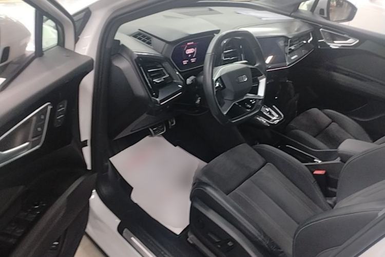 Used Audi Q4 e-tron 2023 40 e-tron Boundary Edition Driver Seat
