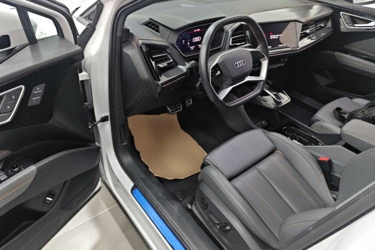 Used Audi Q4 e-tron 2023 40 e-tron Boundary Edition Driver Seat