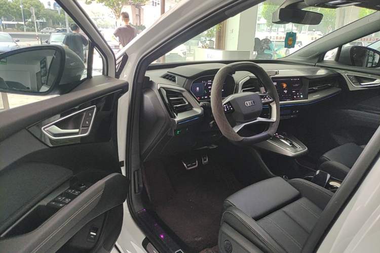 Used Audi Q4 e-tron 2023 40 e-tron Adventure Edition Driver Seat