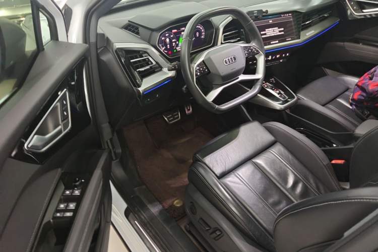 Used Audi Q4 e-tron 2023 40 e-tron Adventure Edition Driver Seat