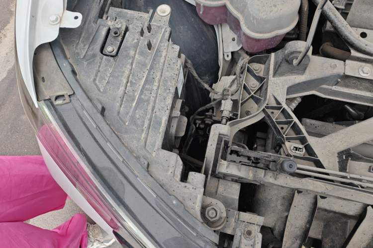 Used Audi Q4 e-tron 2023 40 e-tron Adventure Edition Engine Bay Right