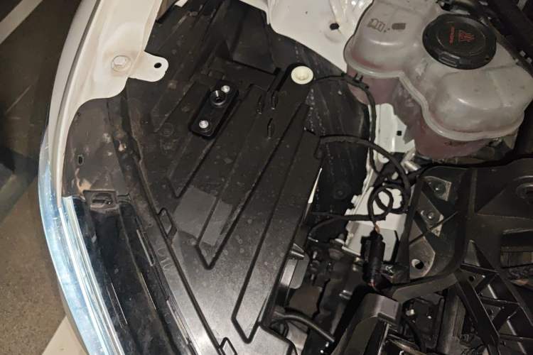 Used Audi Q4 e-tron 2023 50 e-tron quattro Visionary Edition Engine Bay Right