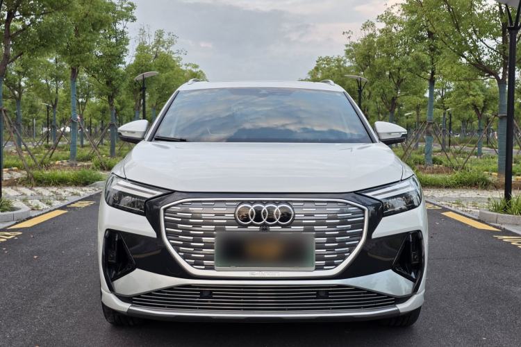 Used Audi Q4 e-tron 2023 50 e-tron quattro Visionary Edition Exterior 1