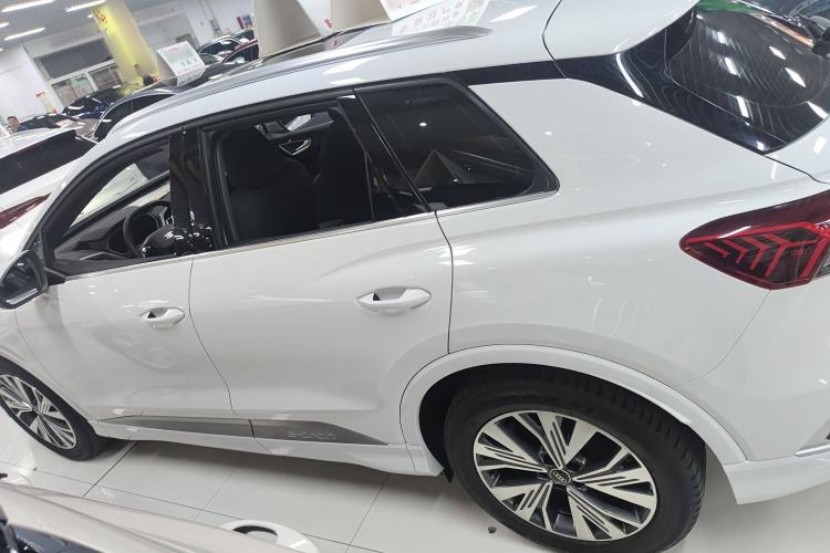 Used Audi Q4 e-tron 2023 40 e-tron Adventure Edition Exterior 3