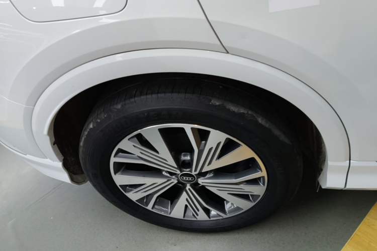 Used Audi Q4 e-tron 2023 40 e-tron Adventure Edition Exterior 5