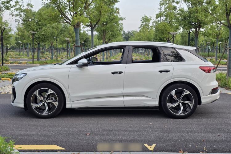 Used Audi Q4 e-tron 2023 50 e-tron quattro Visionary Edition Exterior 7
