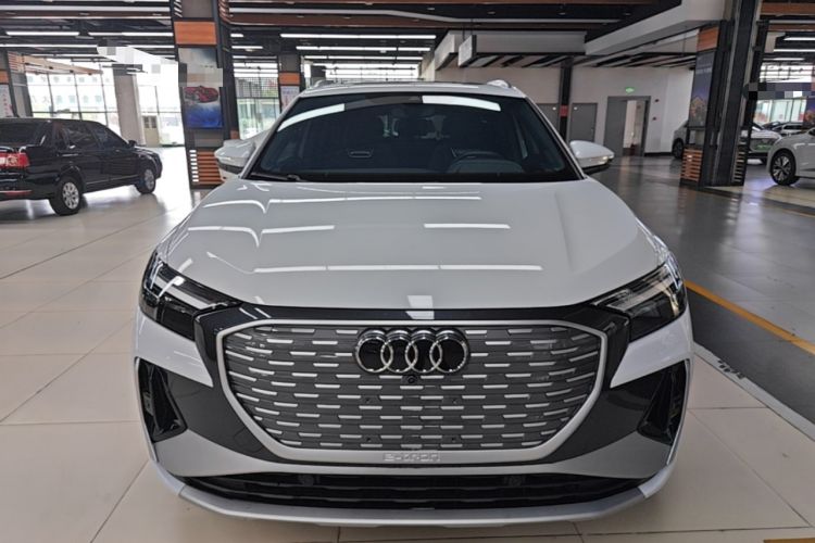 Used Audi Q4 e-tron 2023 40 e-tron Creation Edition Midnight Front