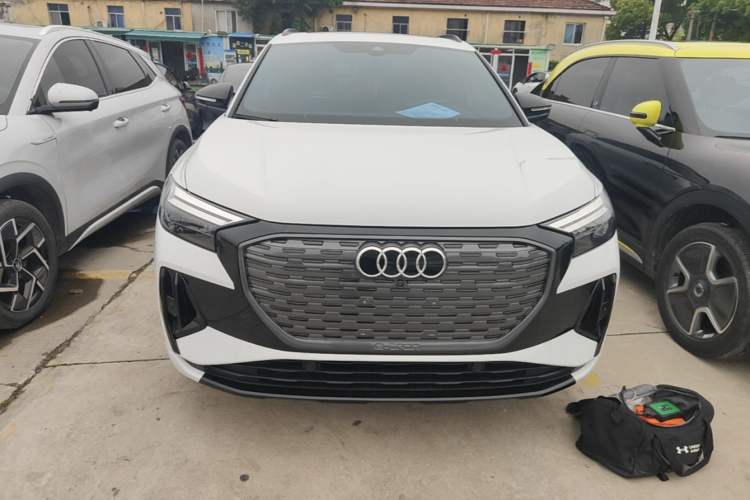 Used Audi Q4 e-tron 2023 40 e-tron Boundary Edition Front