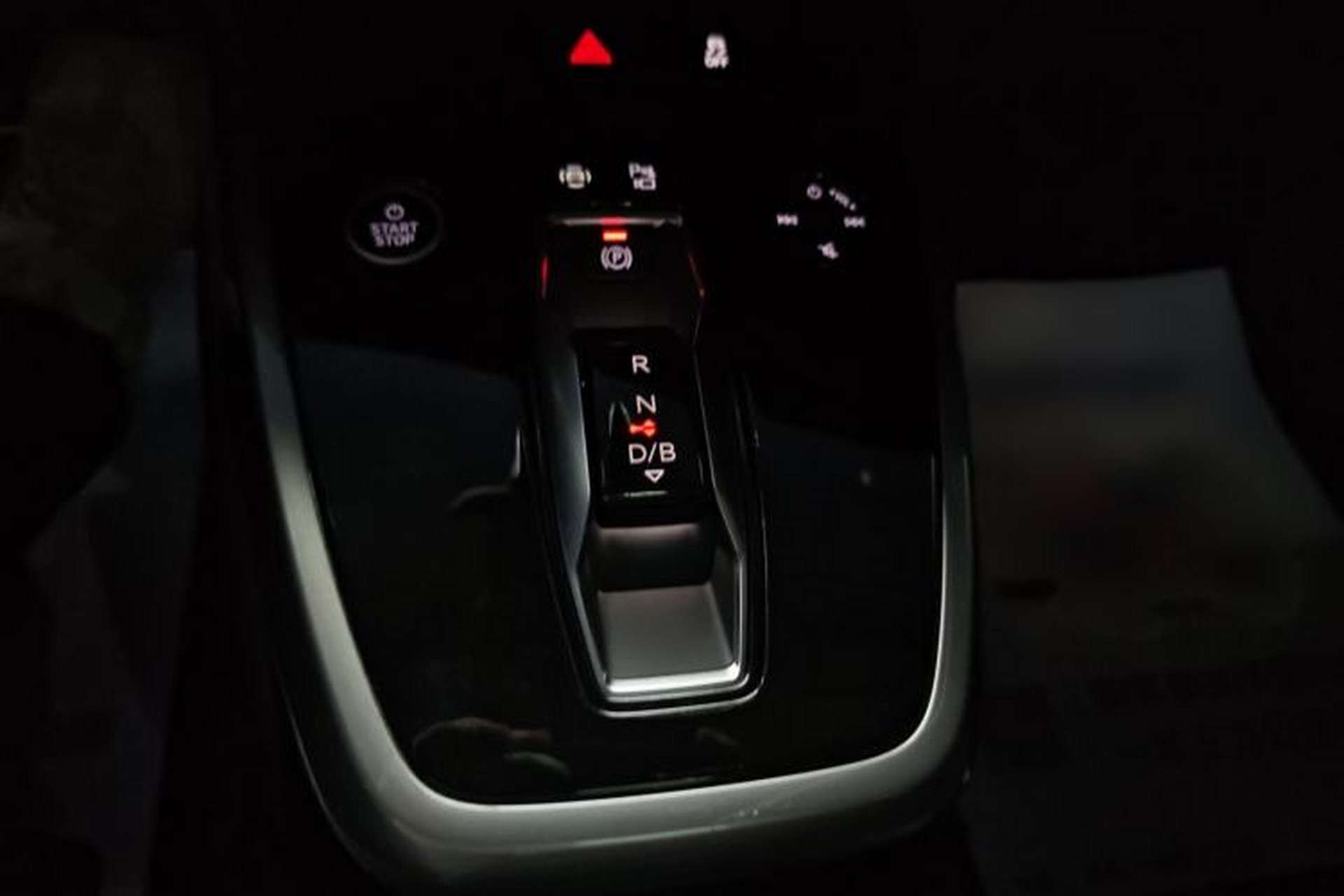 Used Audi Q4 e-tron 2023 40 e-tron Adventure Edition Gear Lever