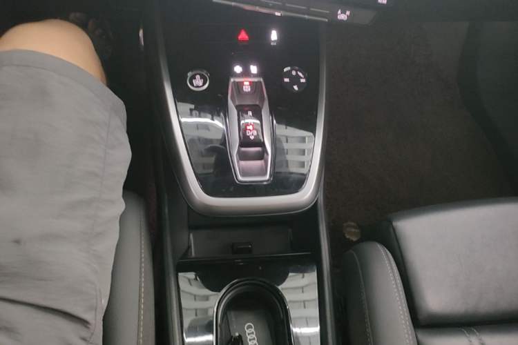 Used Audi Q4 e-tron 2023 40 e-tron Adventure Edition Gear Lever