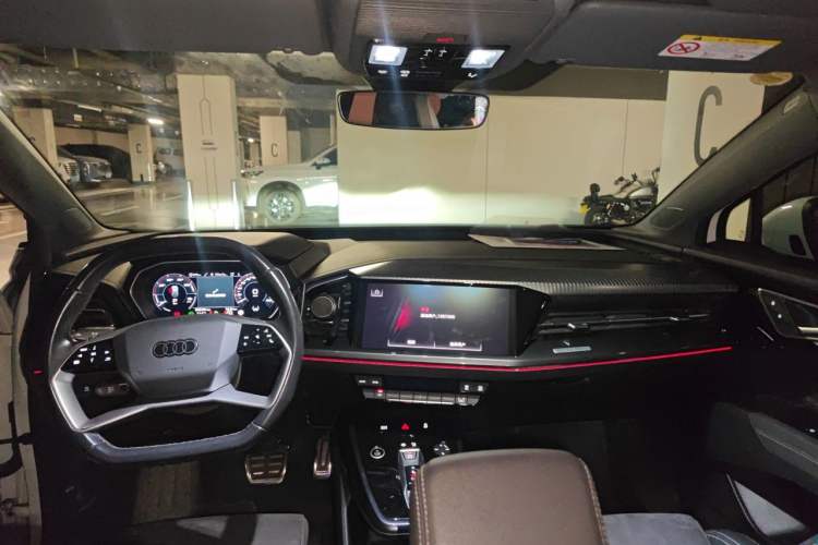 Used Audi Q4 e-tron 2023 50 e-tron quattro Visionary Edition Headliner