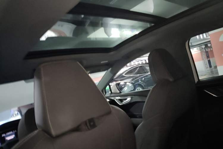 Used Audi Q4 e-tron 2023 40 e-tron Adventure Edition Headliner