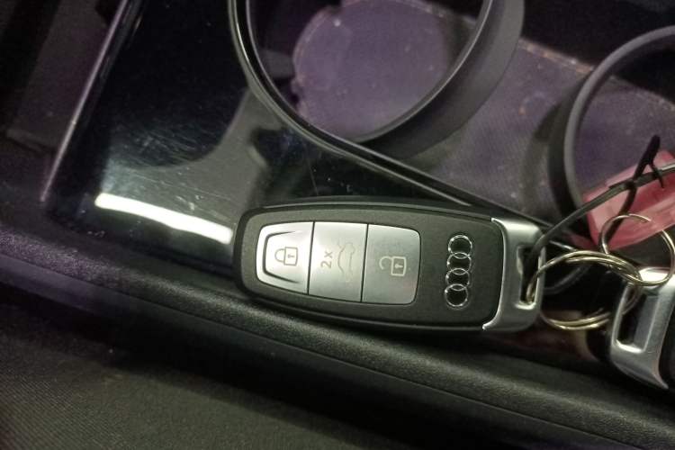 Used Audi Q4 e-tron 2023 40 e-tron Adventure Edition Interior 1