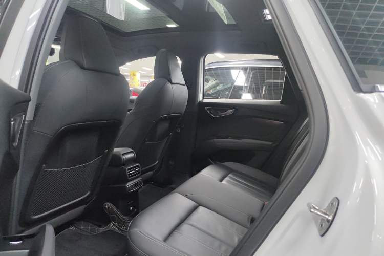 Used Audi Q4 e-tron 2023 40 e-tron Adventure Edition Interior 1