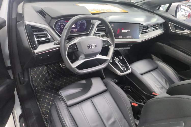 Used Audi Q4 e-tron 2023 40 e-tron Adventure Edition Interior 3