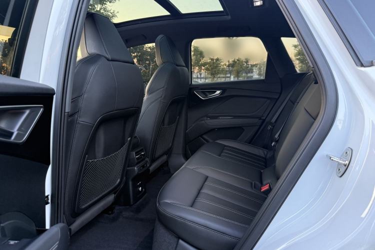 Used Audi Q4 e-tron 2023 40 e-tron Adventure Edition Interior 3