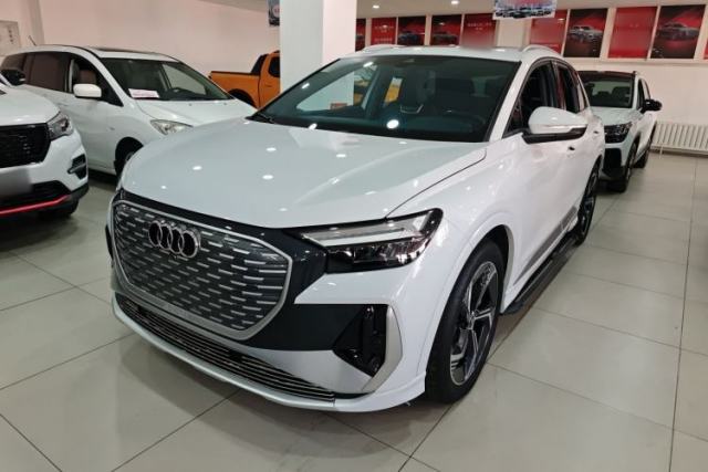 Used Audi Q4 e-tron 2023 50 e-tron quattro Visionary Edition