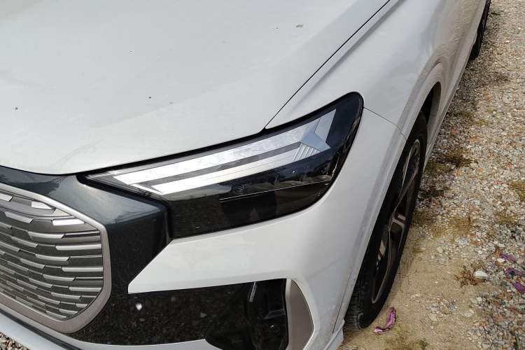Used Audi Q4 e-tron 2023 40 e-tron Boundary Edition Left Front Headlight
