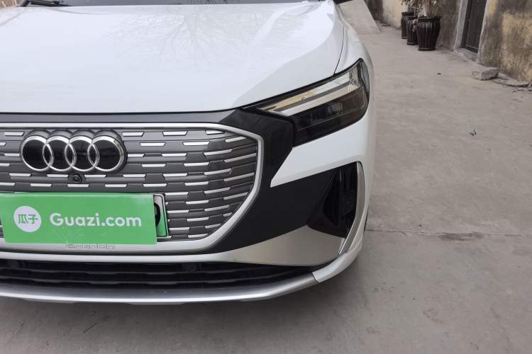 Used Audi Q4 e-tron 2023 40 e-tron Boundary Edition Left Front Headlight
