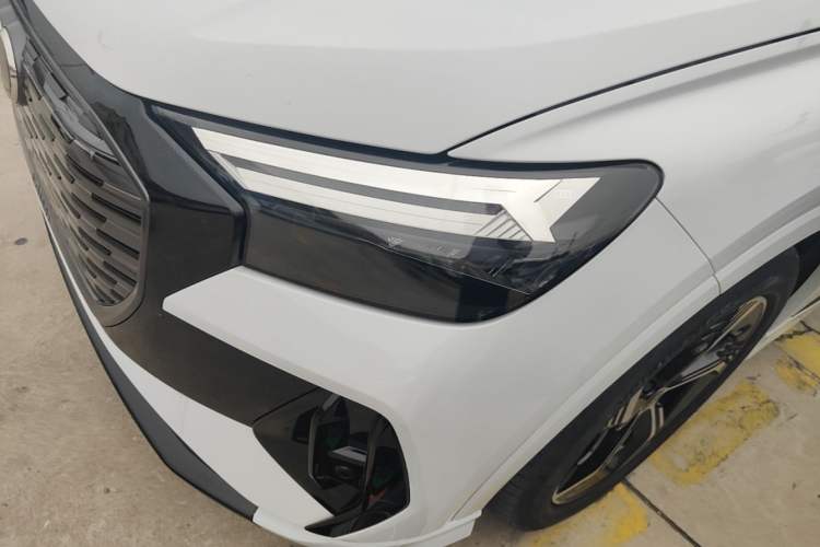 Used Audi Q4 e-tron 2023 40 e-tron Boundary Edition Left Front Headlight