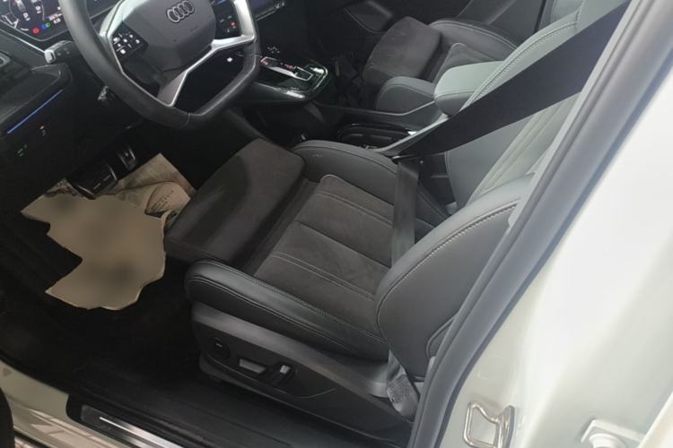 Used Audi Q4 e-tron 2023 40 e-tron Boundary Edition Left Front Seat
