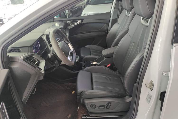 Used Audi Q4 e-tron 2023 40 e-tron Adventure Edition Left Front Seat