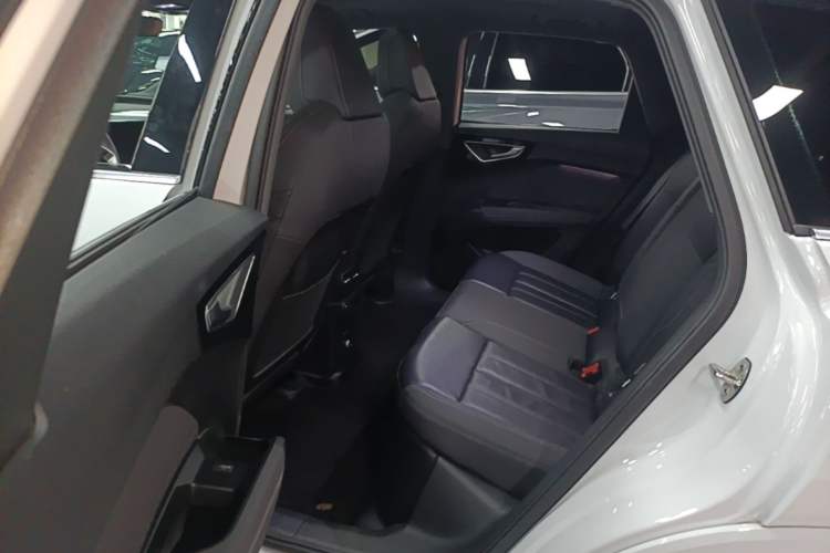 Used Audi Q4 e-tron 2023 40 e-tron Adventure Edition Left Rear Seat