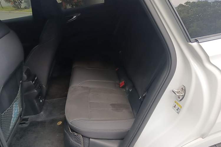 Used Audi Q4 e-tron 2023 40 e-tron Creation Edition Midnight Left Rear Seat