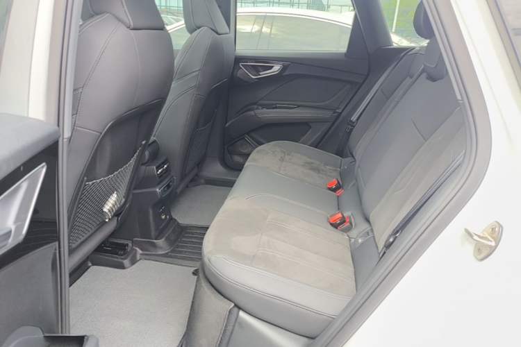 Used Audi Q4 e-tron 2023 40 e-tron Boundary Edition Left Rear Seat