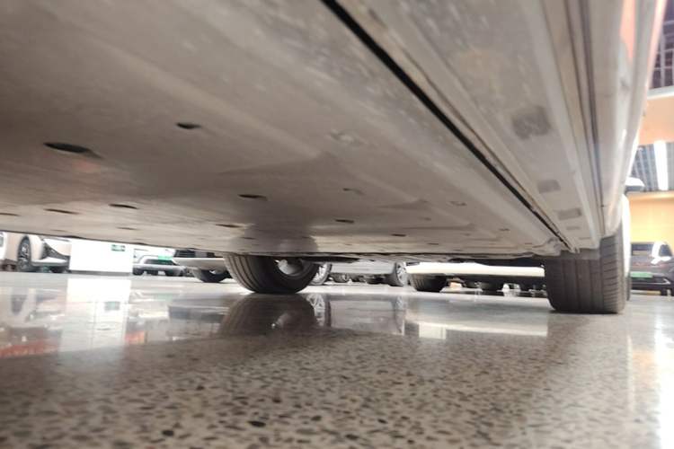 Used Audi Q4 e-tron 2023 40 e-tron Boundary Edition Left Side Sill