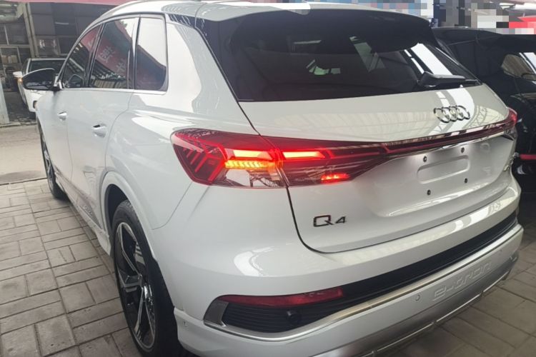 Used Audi Q4 e-tron 2023 40 e-tron Boundary Edition Rear Left 45 Deg